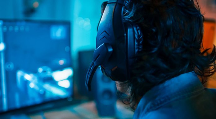 OPPO aggressively enters eSports Arena; partners with Riot Games